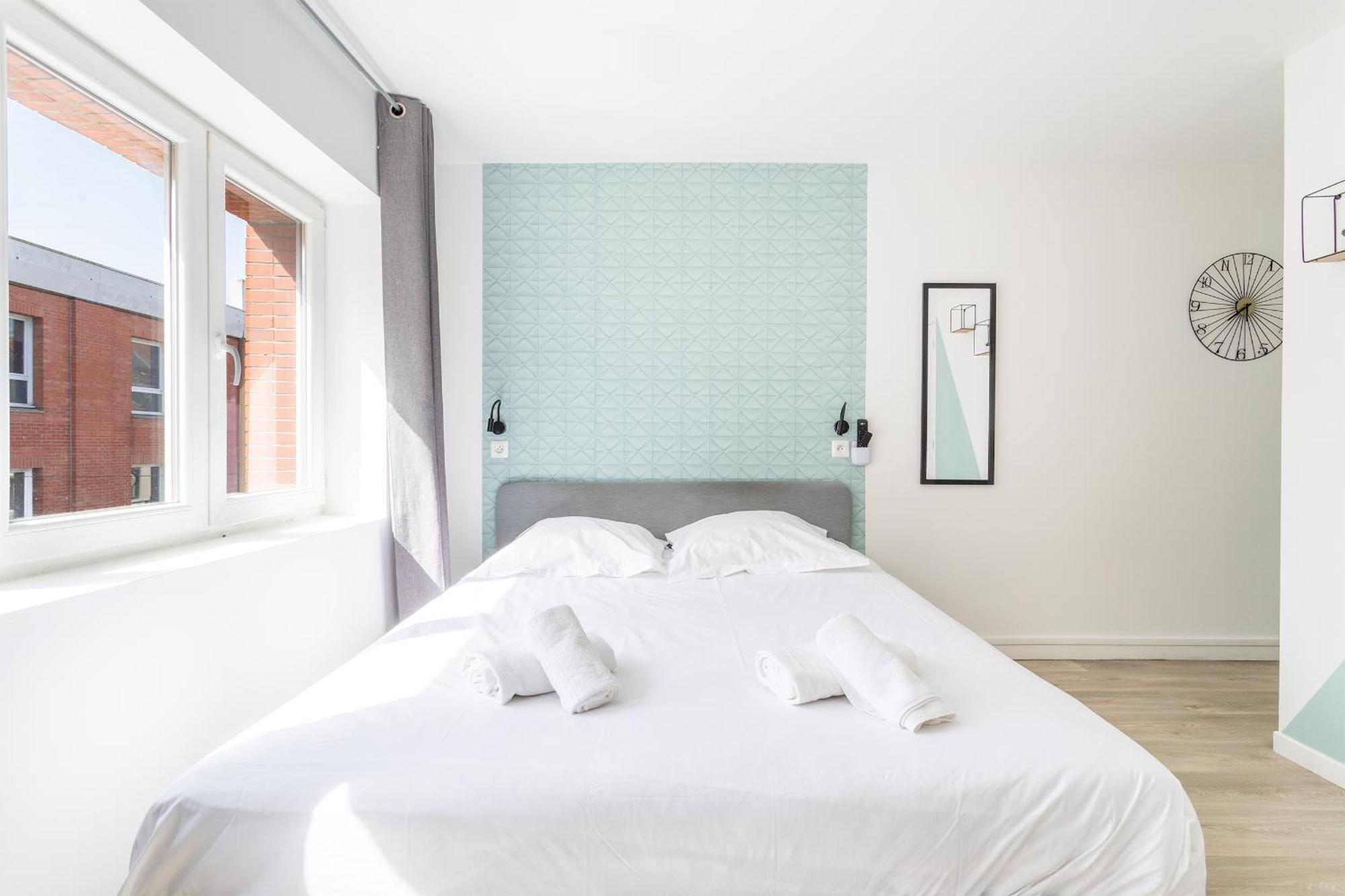 S&K Suite Grande Rue Roubaix - Chambre Spacieuse Et Sdb Privee - Netflix Et Cuisine ภายนอก รูปภาพ