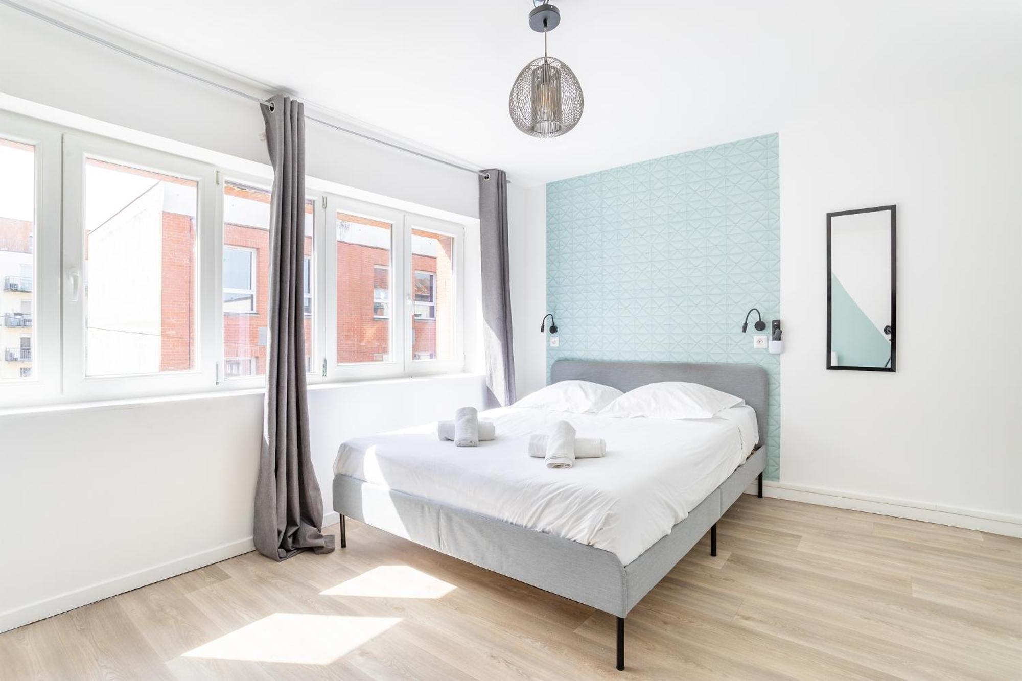 S&K Suite Grande Rue Roubaix - Chambre Spacieuse Et Sdb Privee - Netflix Et Cuisine ภายนอก รูปภาพ