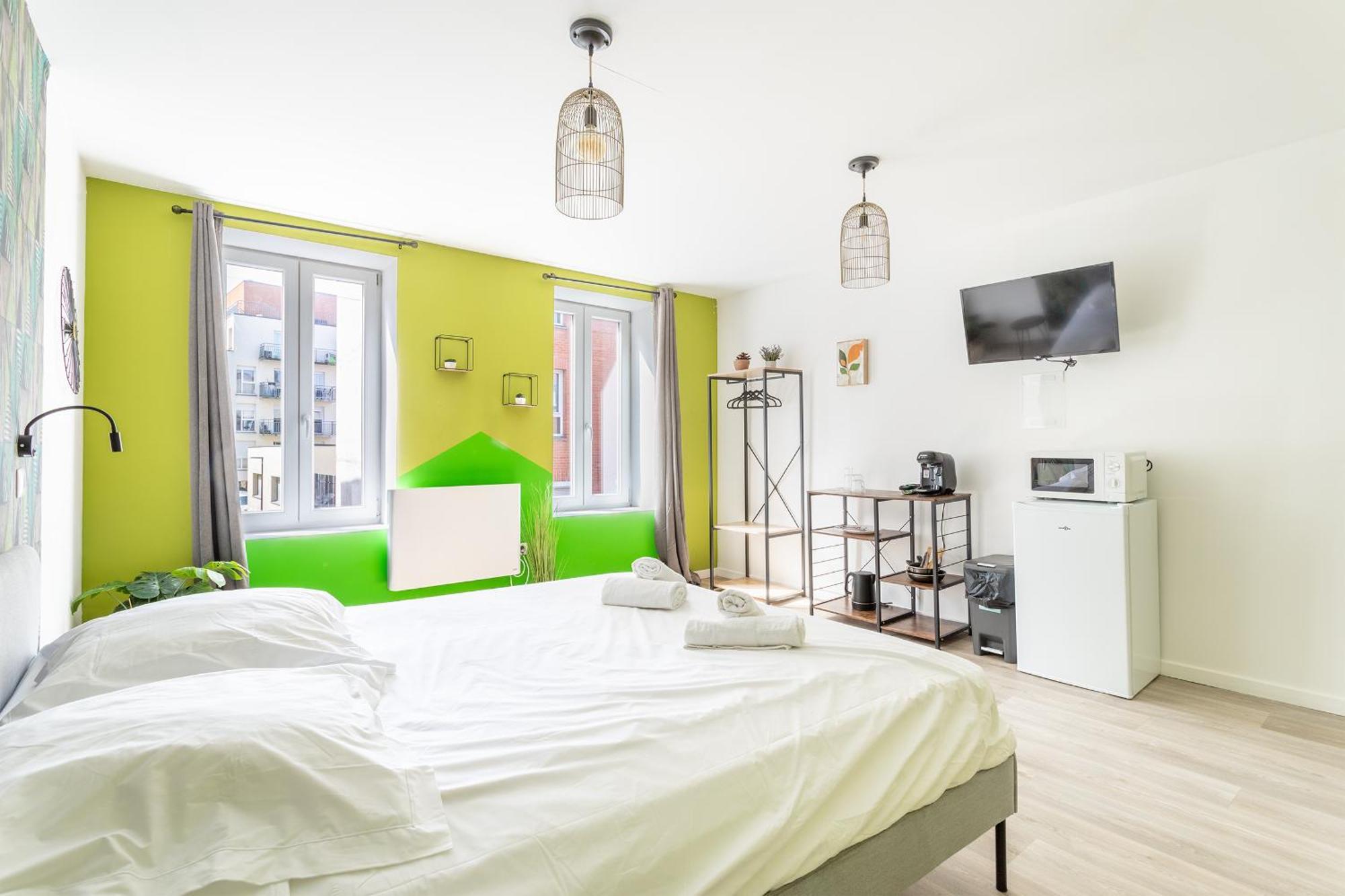 S&K Suite Grande Rue Roubaix - Chambre Spacieuse Et Sdb Privee - Netflix Et Cuisine ภายนอก รูปภาพ