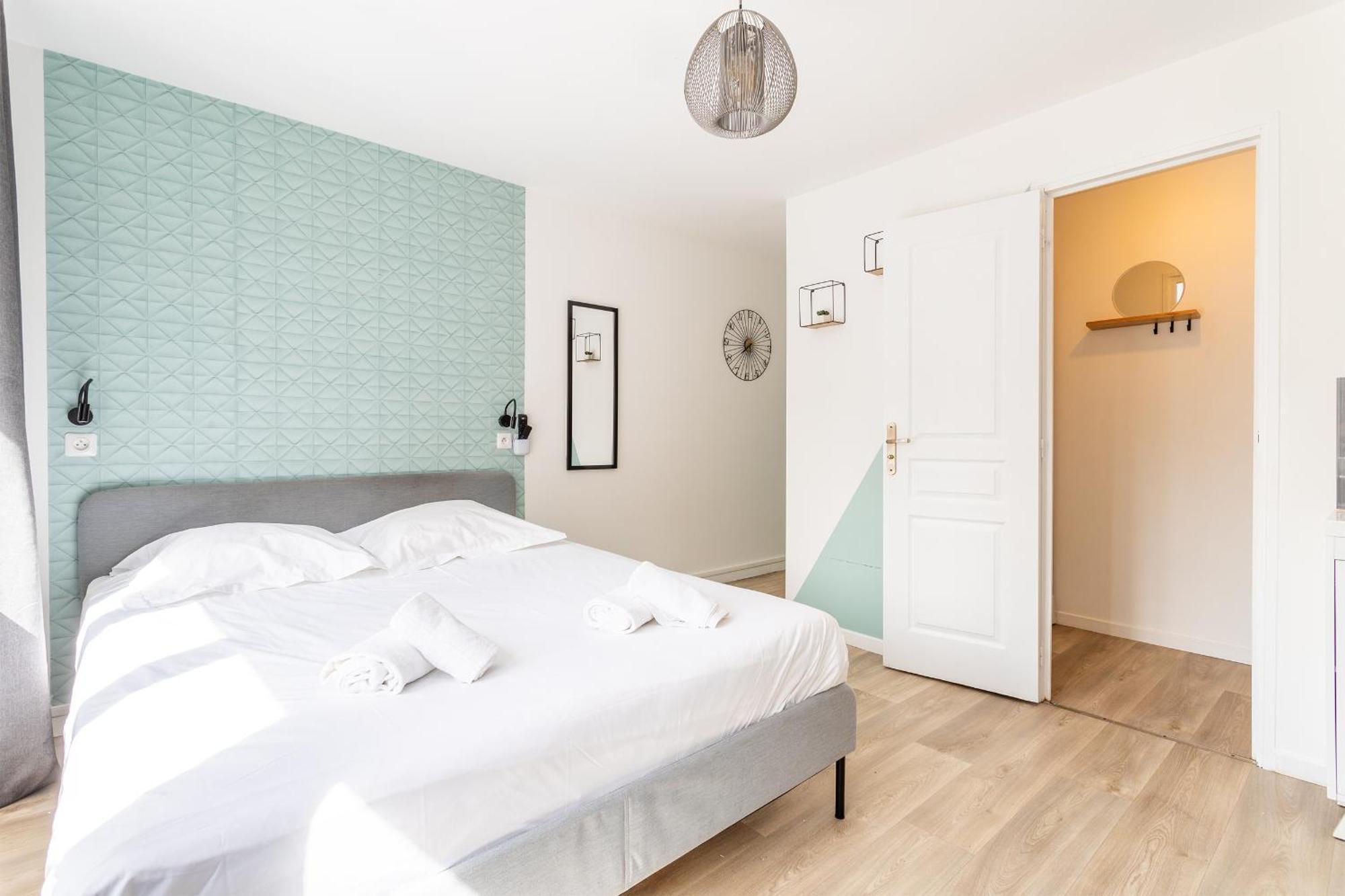 S&K Suite Grande Rue Roubaix - Chambre Spacieuse Et Sdb Privee - Netflix Et Cuisine ภายนอก รูปภาพ